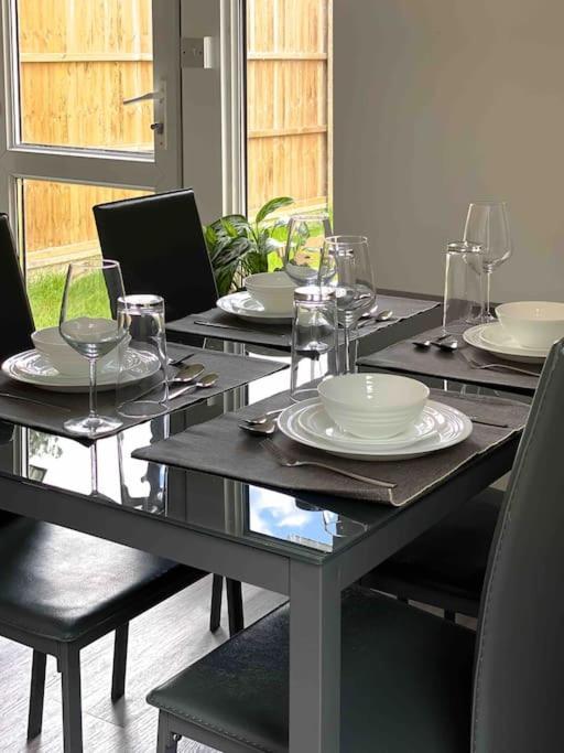 Апартаменты Modern Flat Near Train Station With Free Parking Кембридж Экстерьер фото